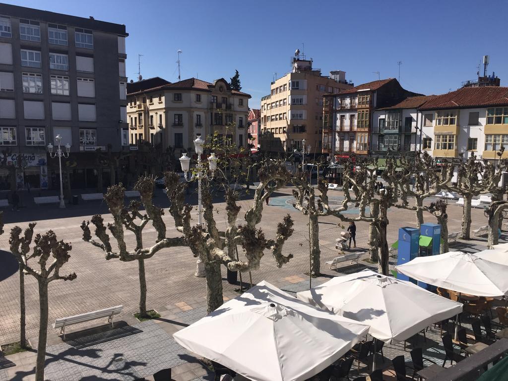 Albergue De Peregrinos La Bilbaina Santoña Buitenkant foto